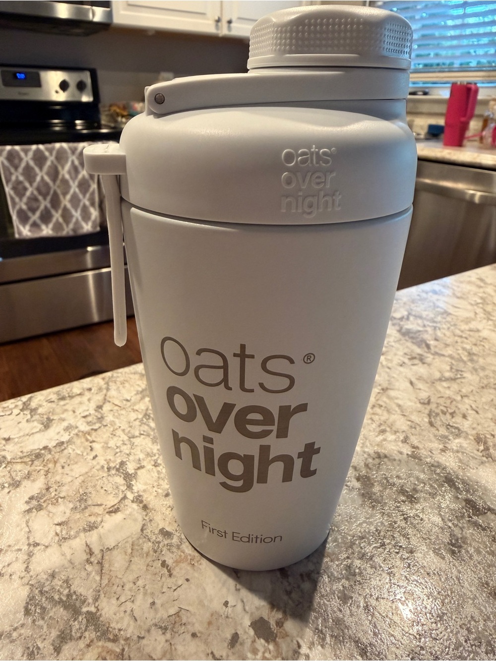 Oats Overnight White Shaker Bottle
Stainless Steel First Edition NWOT